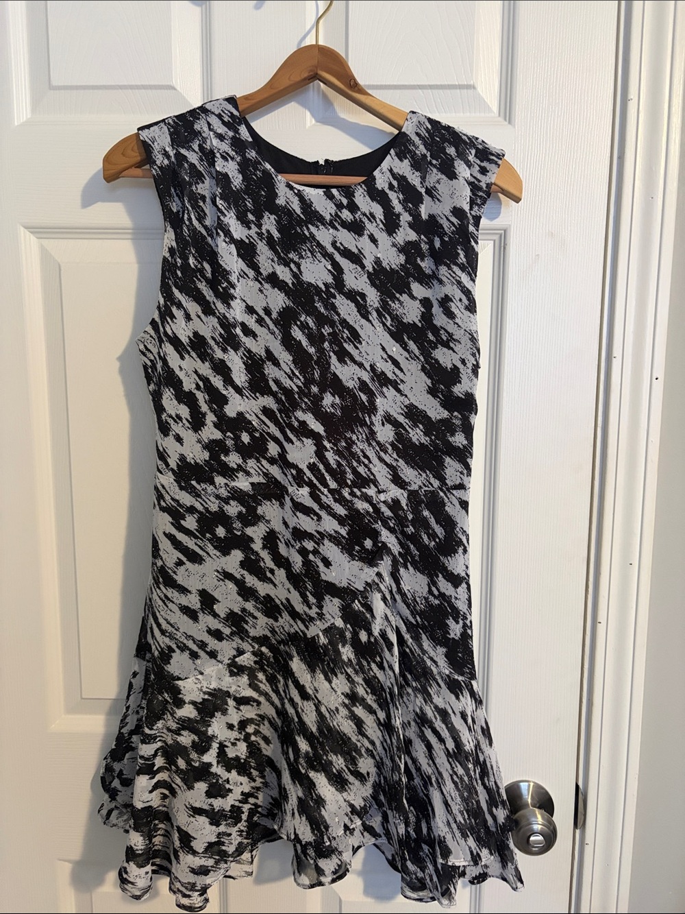 Express Black and White Sleeveless Dress